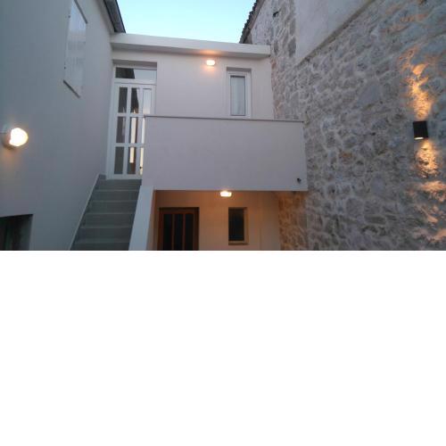 Apartments by the sea Murter - 12716