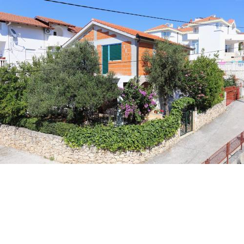 Apartments by the sea Okrug Gornji, Ciovo - 1111