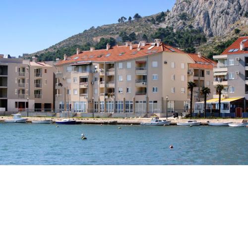 Apartments by the sea Omis - 6073