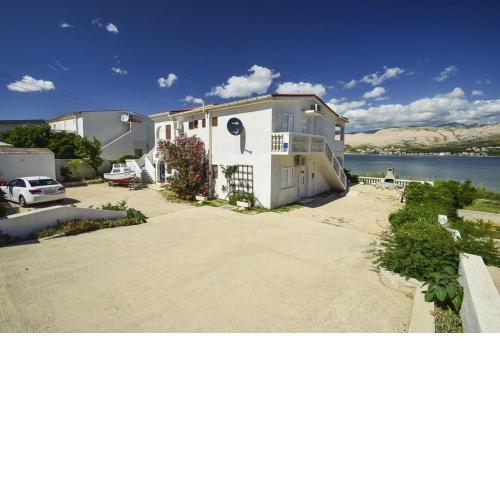 Apartments by the sea Pag - 15670