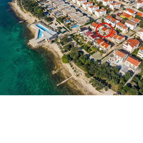 Apartments by the sea Petrcane, Zadar - 3285