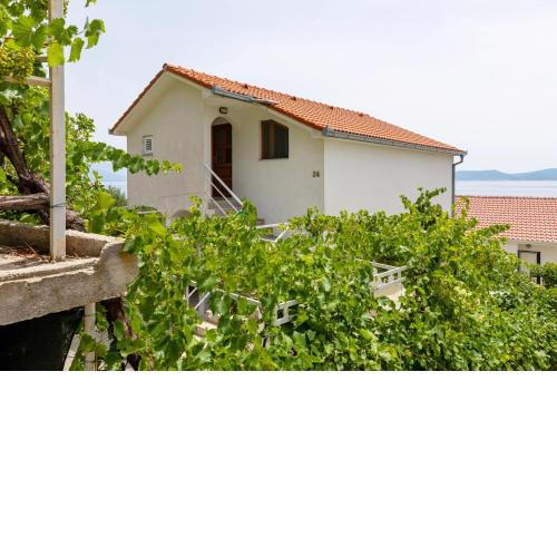Apartments by the sea Pisak, Omis - 15177