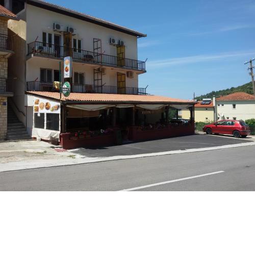 Apartments by the sea Podaca, Makarska - 11155