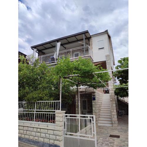 Apartments by the sea Podaca, Makarska - 2576