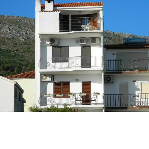 Apartments by the sea Podstrana, Split - 14976