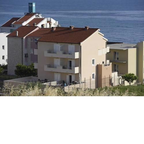 Apartments by the sea Podstrana, Split - 18232