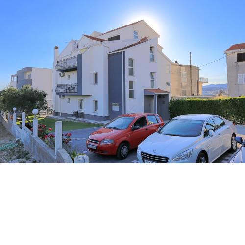 Apartments by the sea Podstrana, Split - 2769
