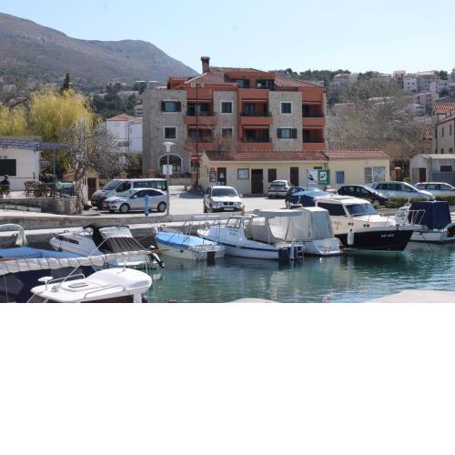Apartments by the sea Podstrana, Split - 7594