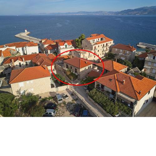 Apartments by the sea Postira, Brac - 20151