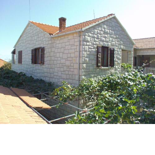Apartments by the sea Postira, Brac - 738