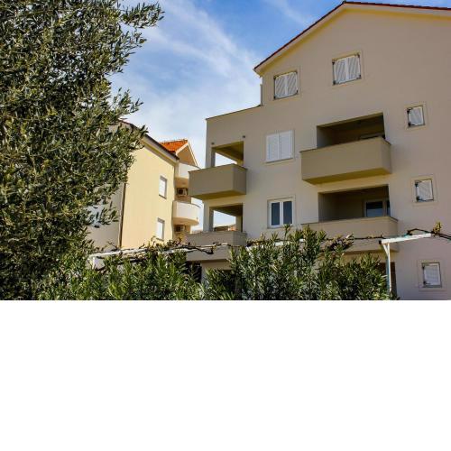 Apartments by the sea Povljana, Pag - 14281
