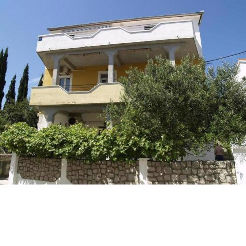 Apartments by the sea Preko, Ugljan - 20402