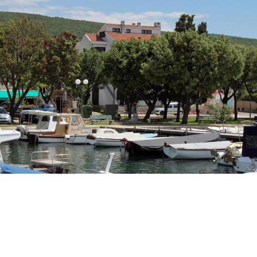 Apartments by the sea Punat, Krk - 5328