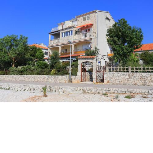 Apartments by the sea Seget Donji, Trogir - 19351