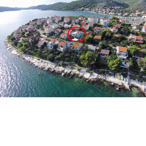Apartments by the sea Seget Vranjica, Trogir - 10328