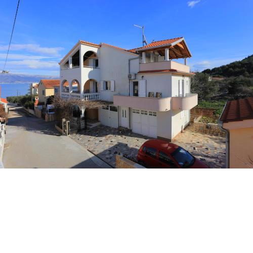 Apartments by the sea Slatine, Ciovo - 16341