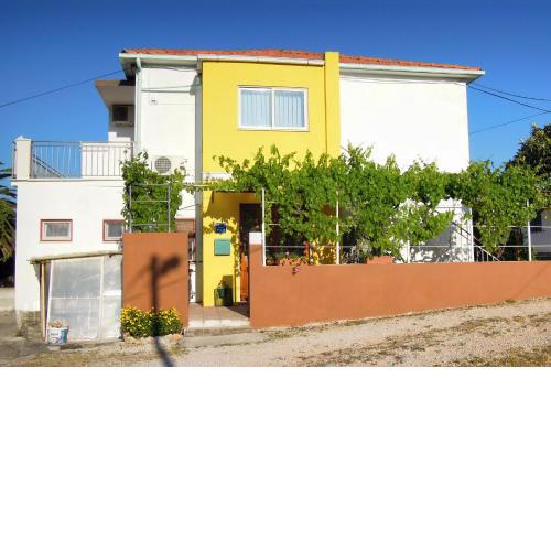 Apartments by the sea Slatine, Ciovo - 7544
