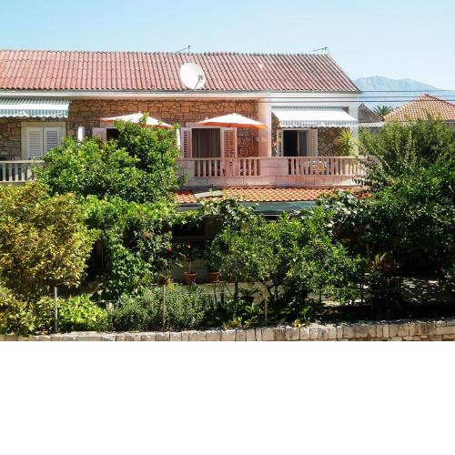 Apartments by the sea Sucuraj, Hvar - 16404