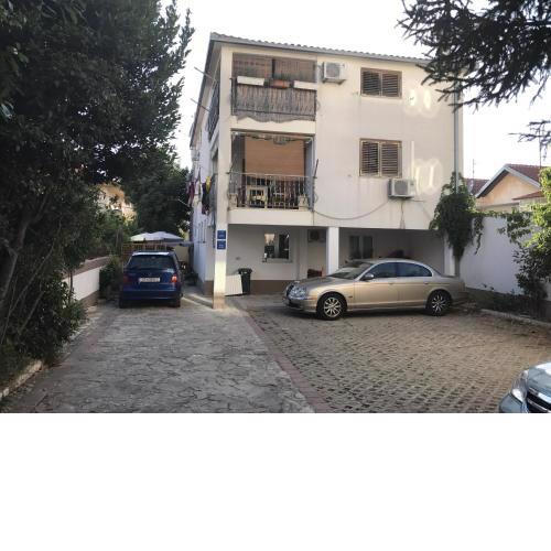 Apartments by the sea Trogir - 13167
