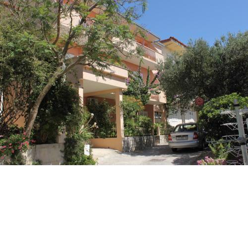Apartments by the sea Tucepi, Makarska - 6806