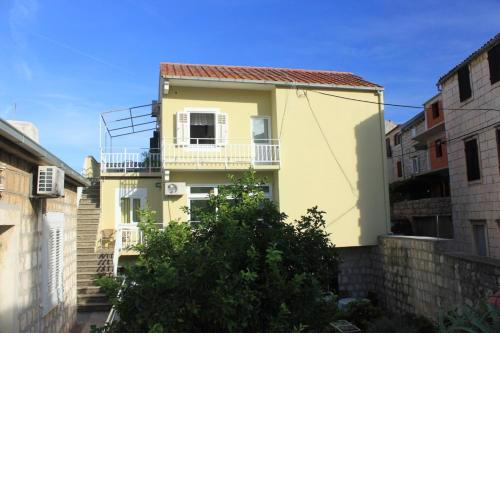 Apartments by the sea Vis - 8534