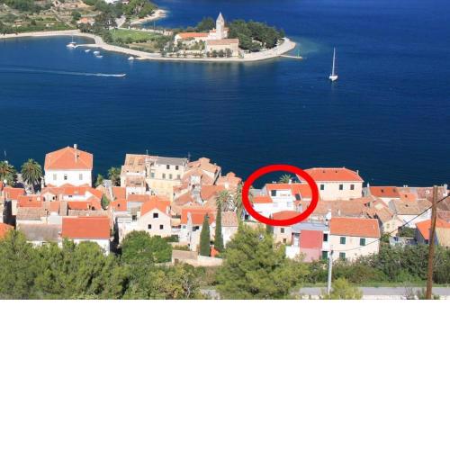 Apartments by the sea Vis - 8876