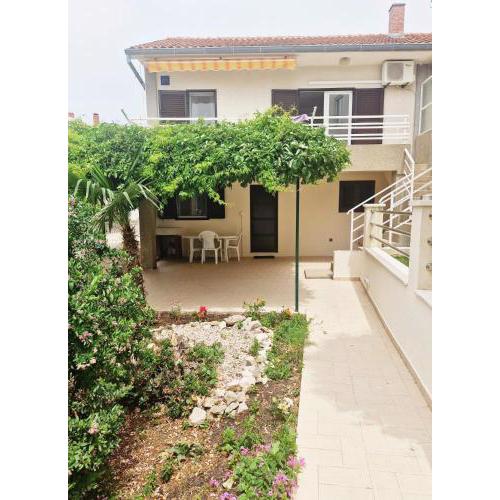 Apartments by the sea Zaboric, Sibenik - 6097