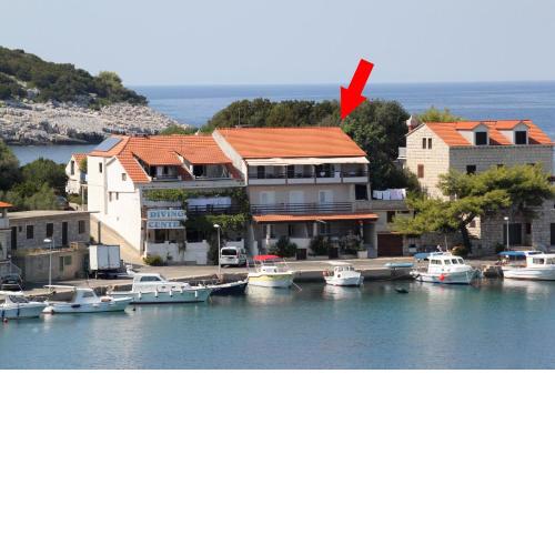 Apartments by the sea Zaklopatica, Lastovo - 8341