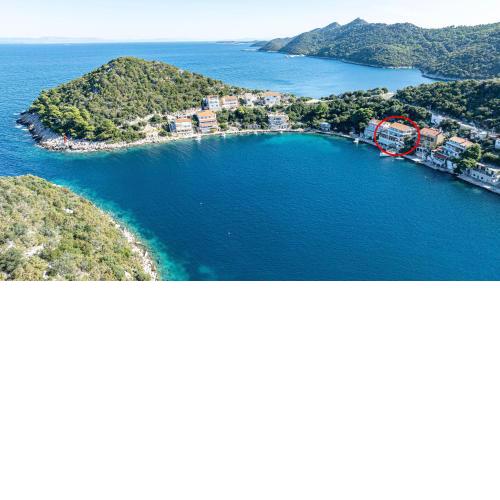 Apartments by the sea Zaklopatica, Lastovo - 8342