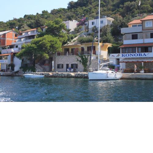 Apartments by the sea Zaklopatica, Lastovo - 8347