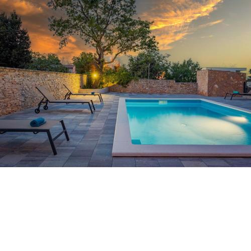 Apartments Cesare with Shared Pool