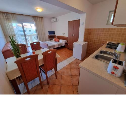 Apartments CHIARA
