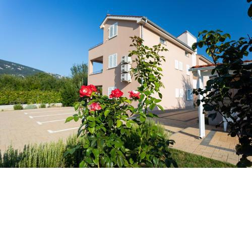 Apartments Crnekovic Jasna