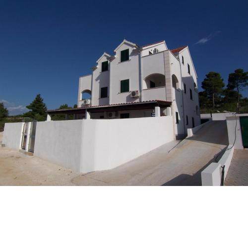 Apartments Croatia Brač