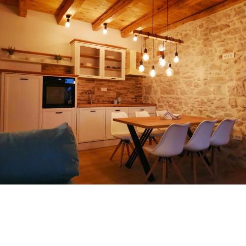 Apartments Dalmatian Stone House