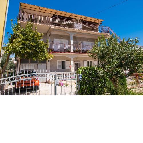 Apartments Dijana