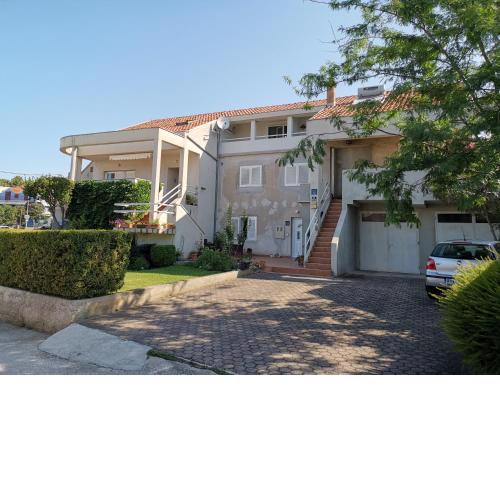 Apartments Dolores