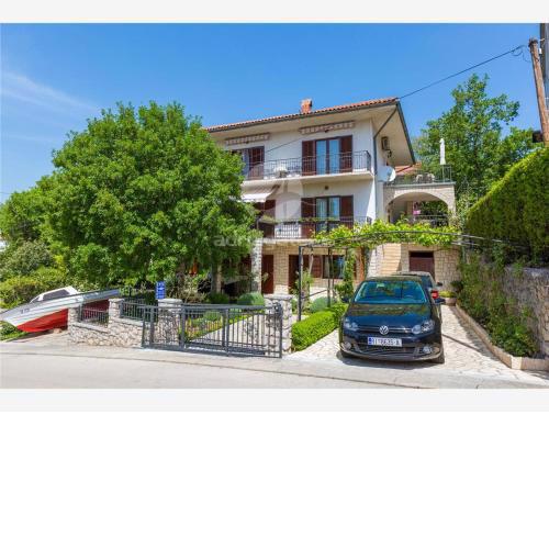 Apartments Dora