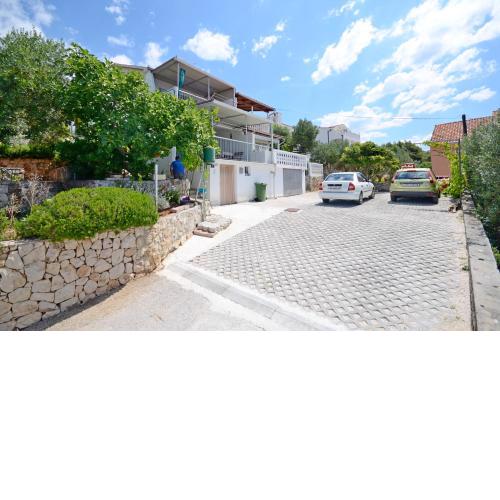 Apartments Doris