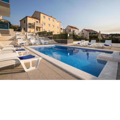 Apartments Dragan