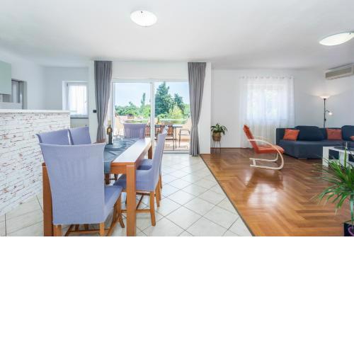 Apartments Emil
