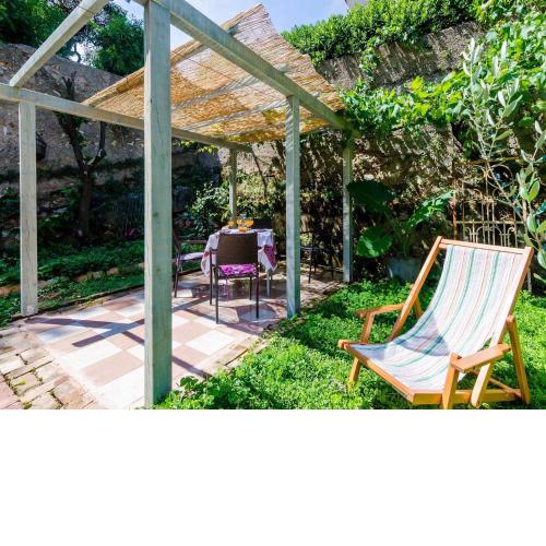 Apartments Eos & Vespera - One Bedroom Apartment with Terrace and Garden View Eos Isto ni
