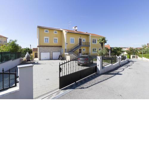 Apartments Euphemia