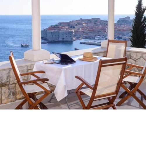Apartments evelj - Studio With Shared Terrace And Sea View
