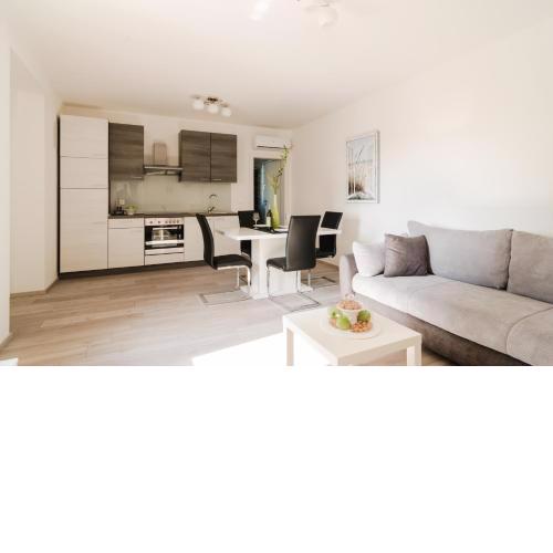 Apartments F&M