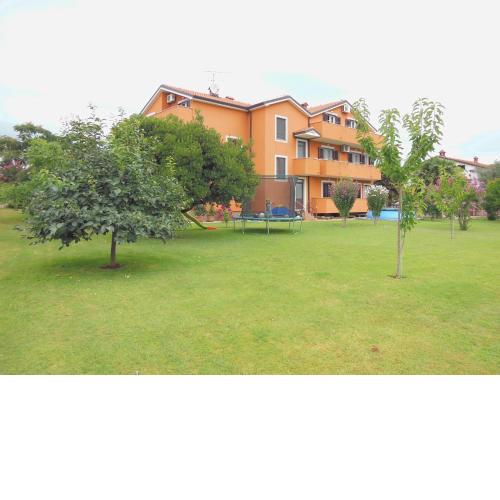 Apartments for families with children Zambratija, Umag - 14557