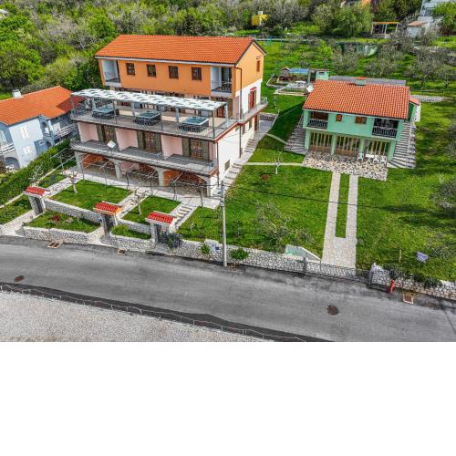 Apartments Francoise