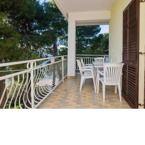 Apartments Gaj Brodarica