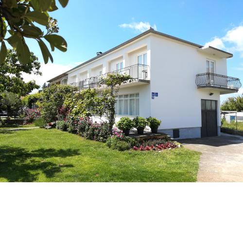 Apartments Granzola