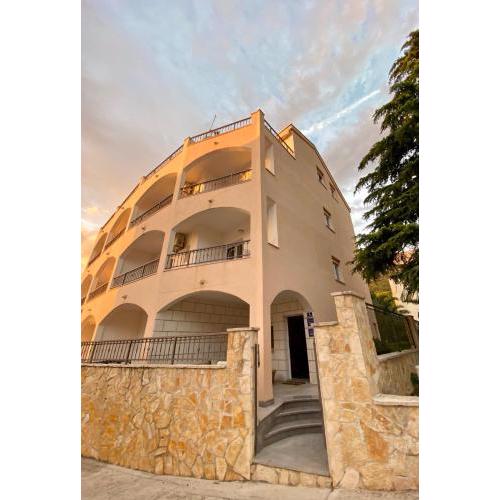 Apartments Grozdana